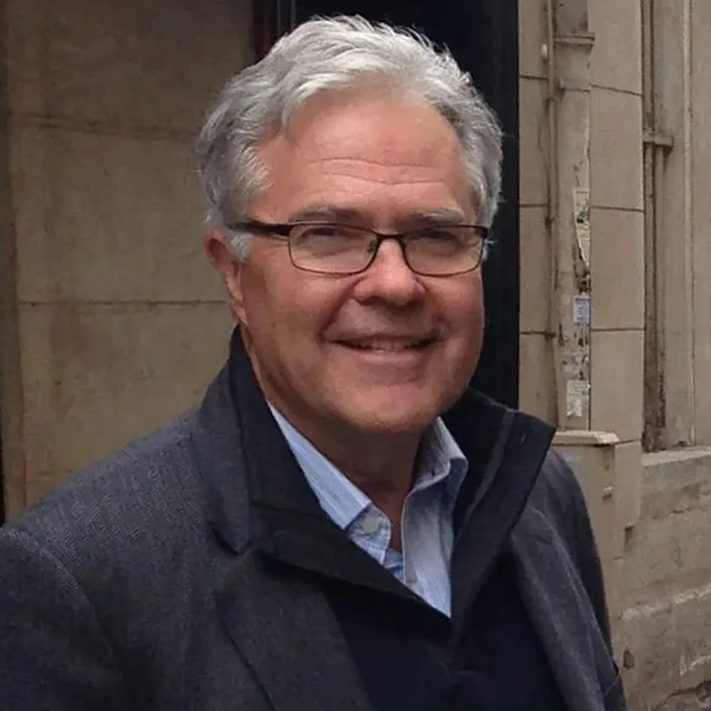 Dr Stephen Elliott