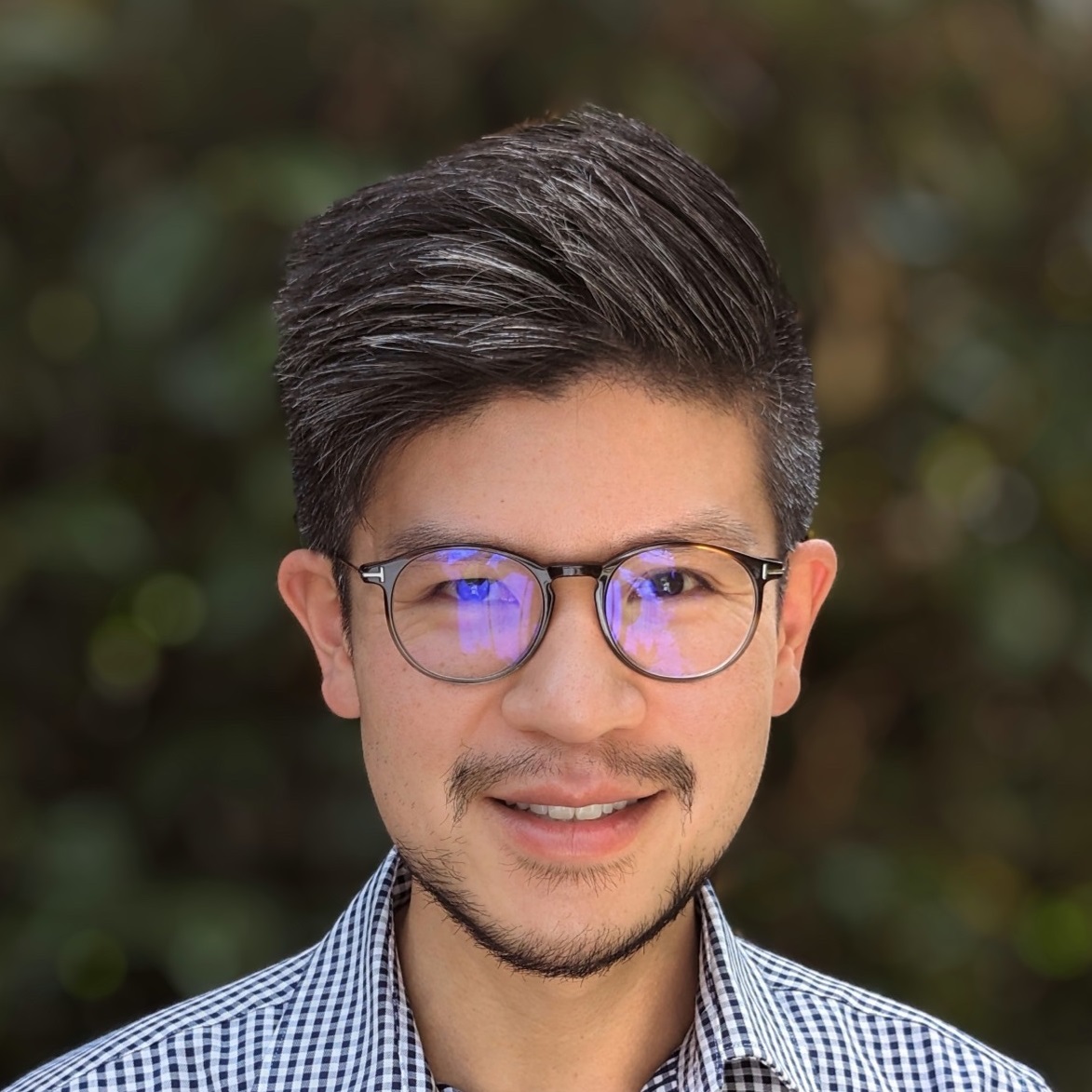 Dr Jason Rerksirathai