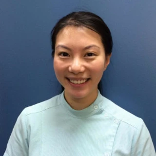 Dr Jasmin Lou