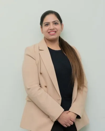 Dr. Ravhnit Kaur