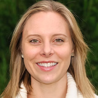 Dr Alice Howarth