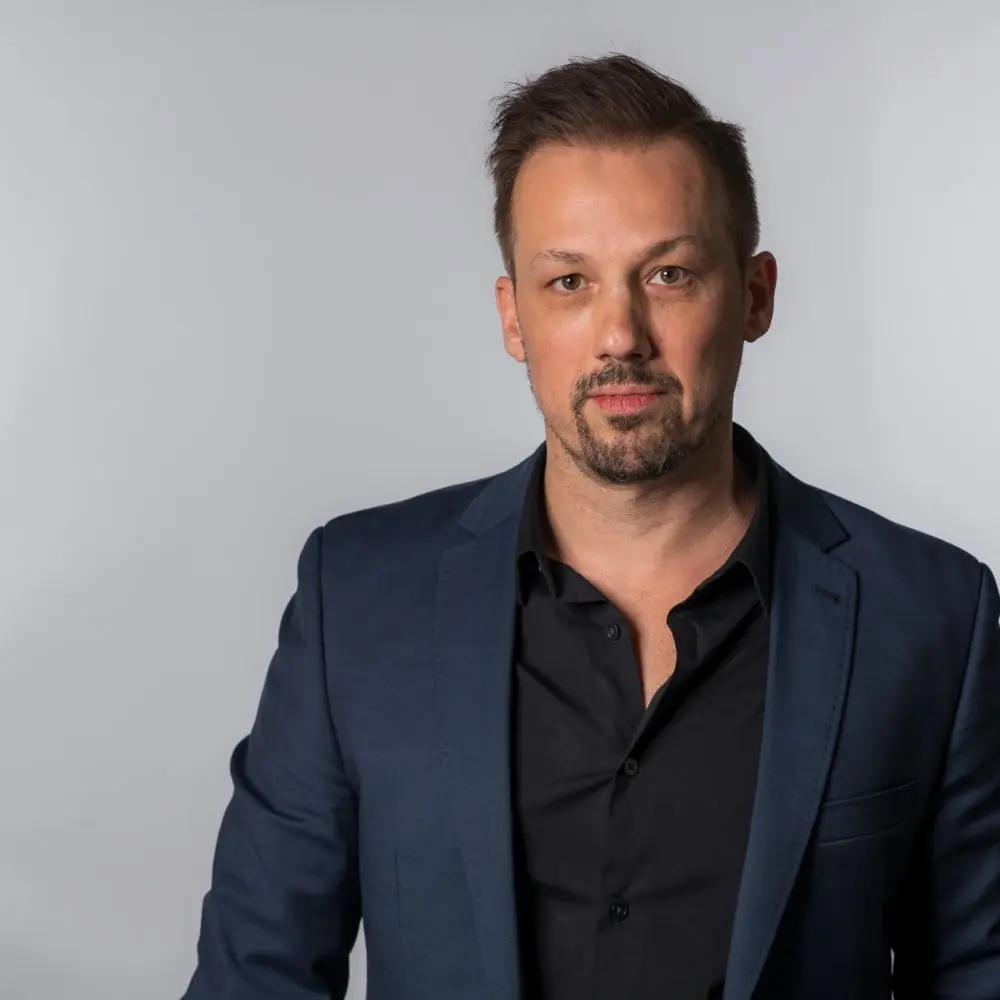 Dr Alex Fibishenko