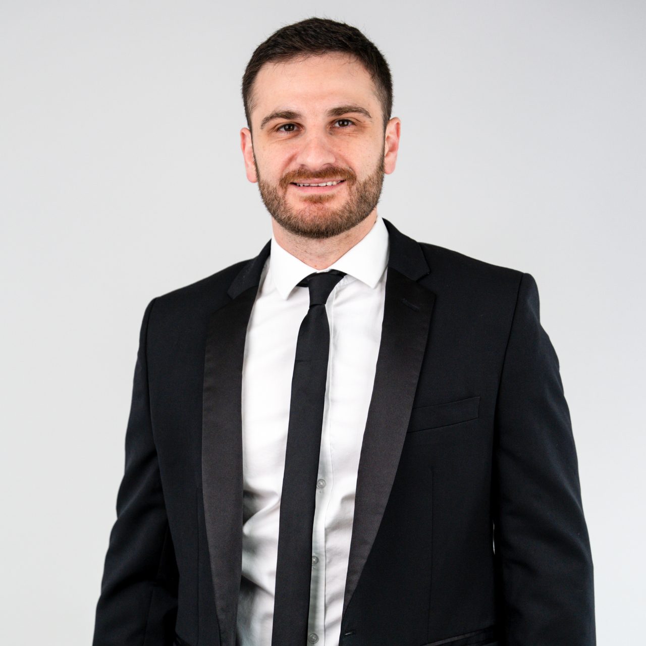 Dr Garo Mazmanian