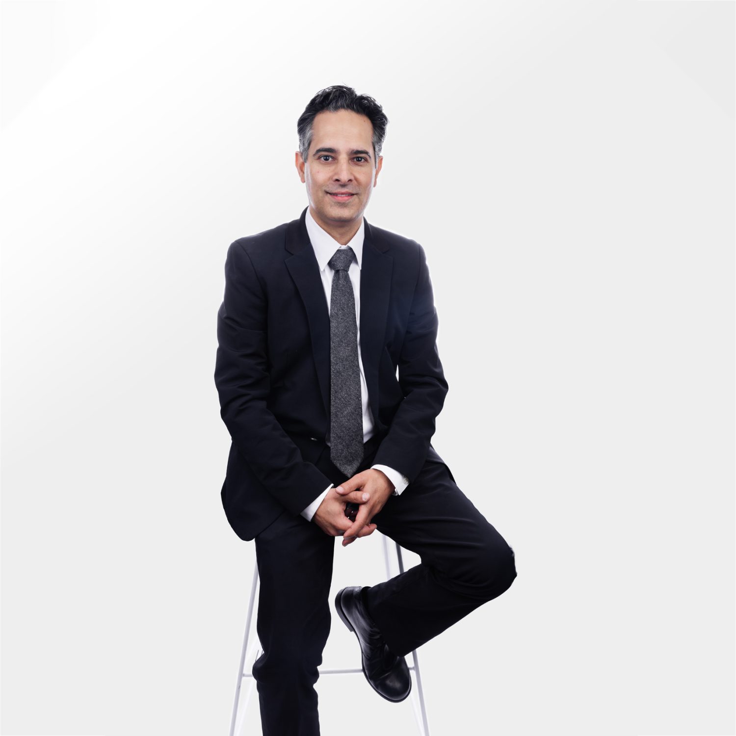 Dr Nima Ferdowsi