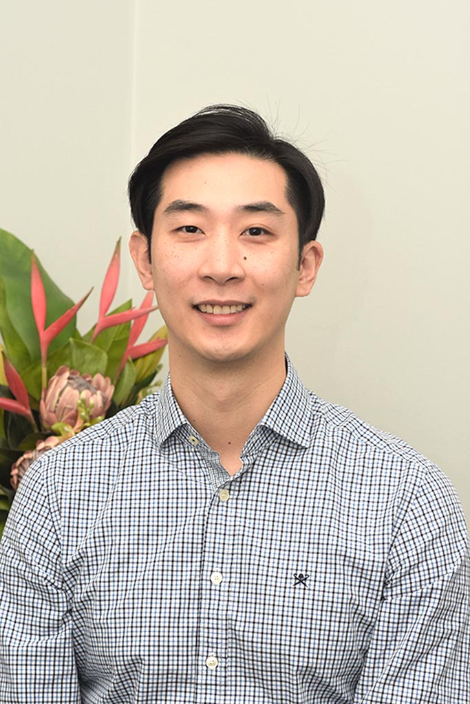 Dr. Carlos Huang