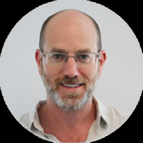 Dr Justin Pakin