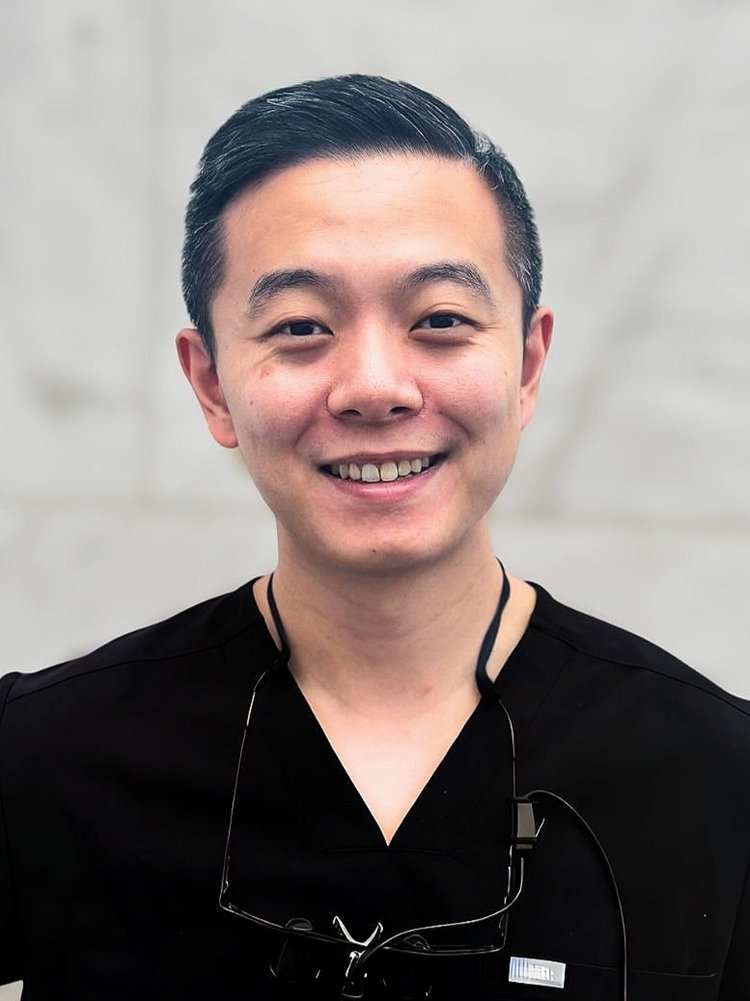 Dr Johnny Chen