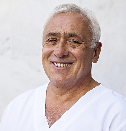 Dr Carlo Roberts