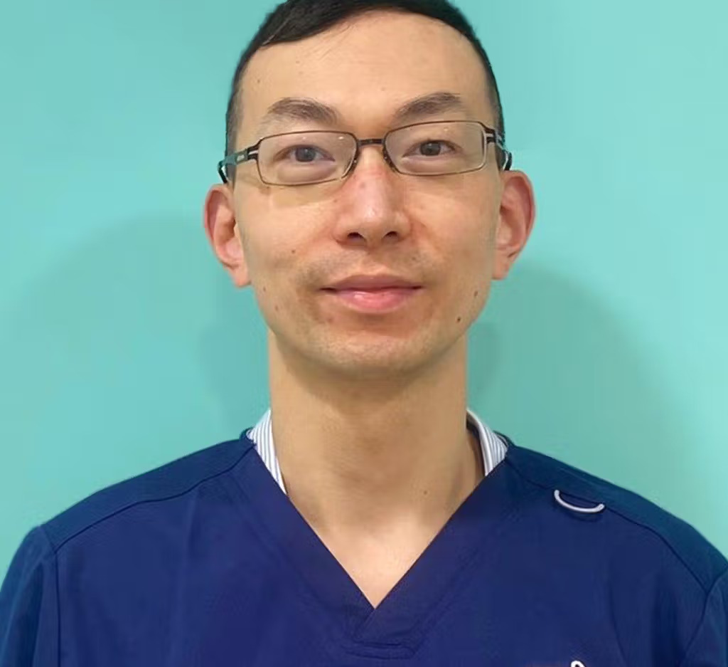 Dr David Mai