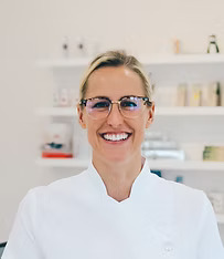 Dr Jenna Cutting