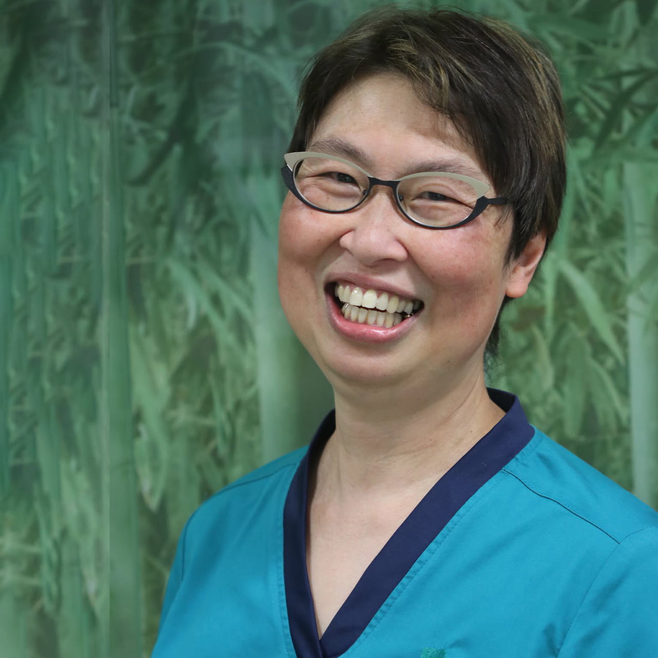 Dr Hing Chin