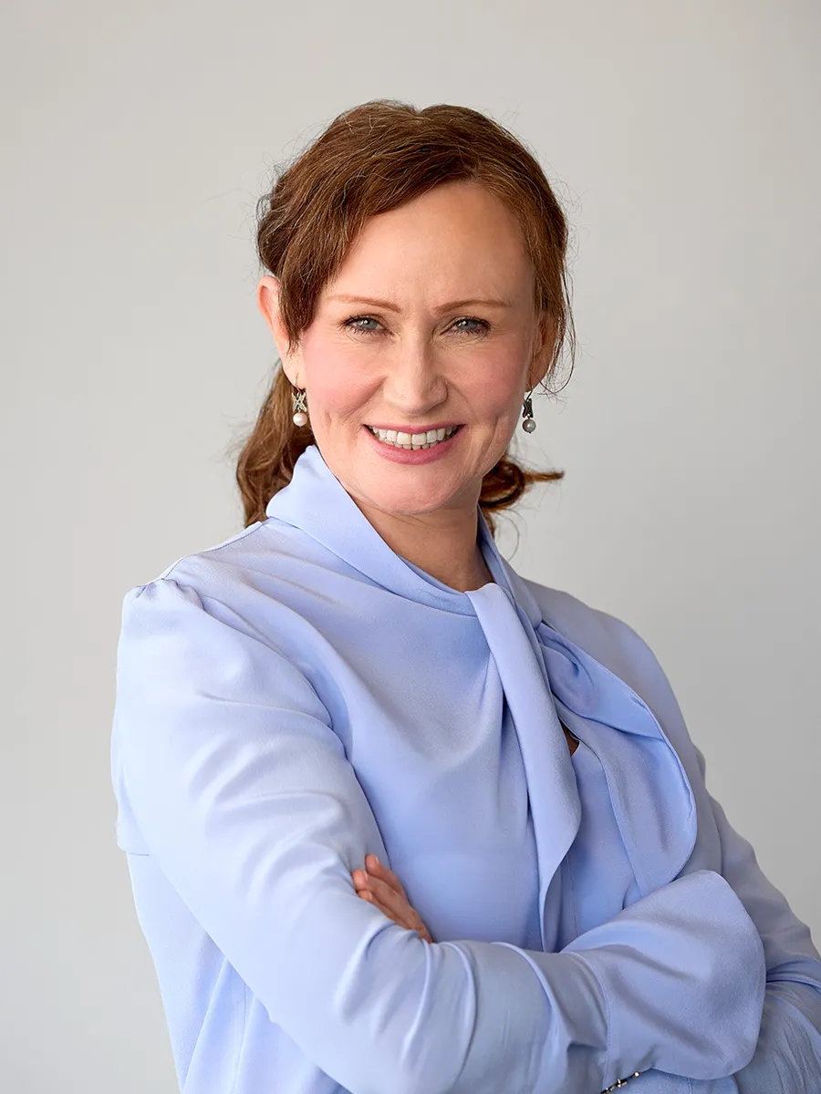 Dr Emma Jay