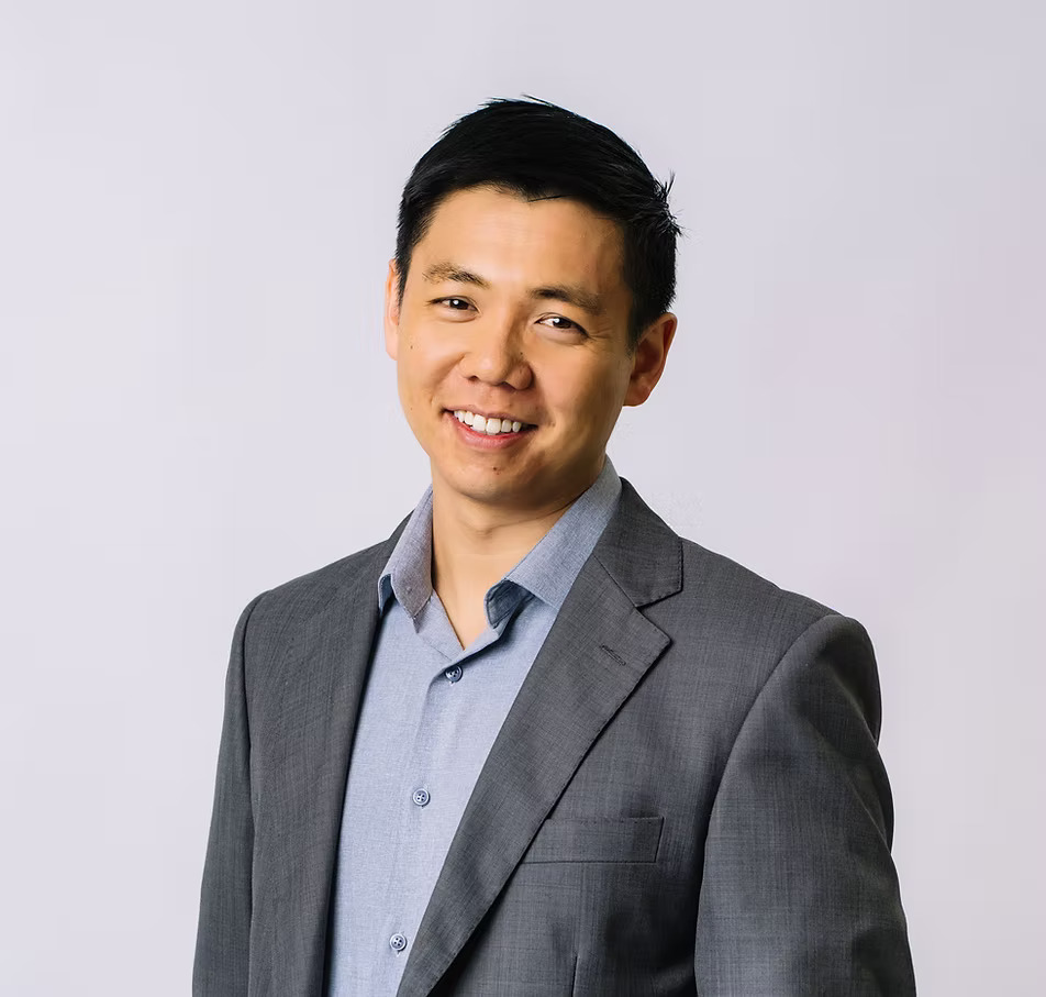 Dr Arthur Low