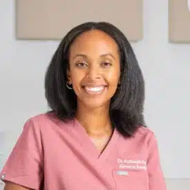 Dr Ashleigh Davis