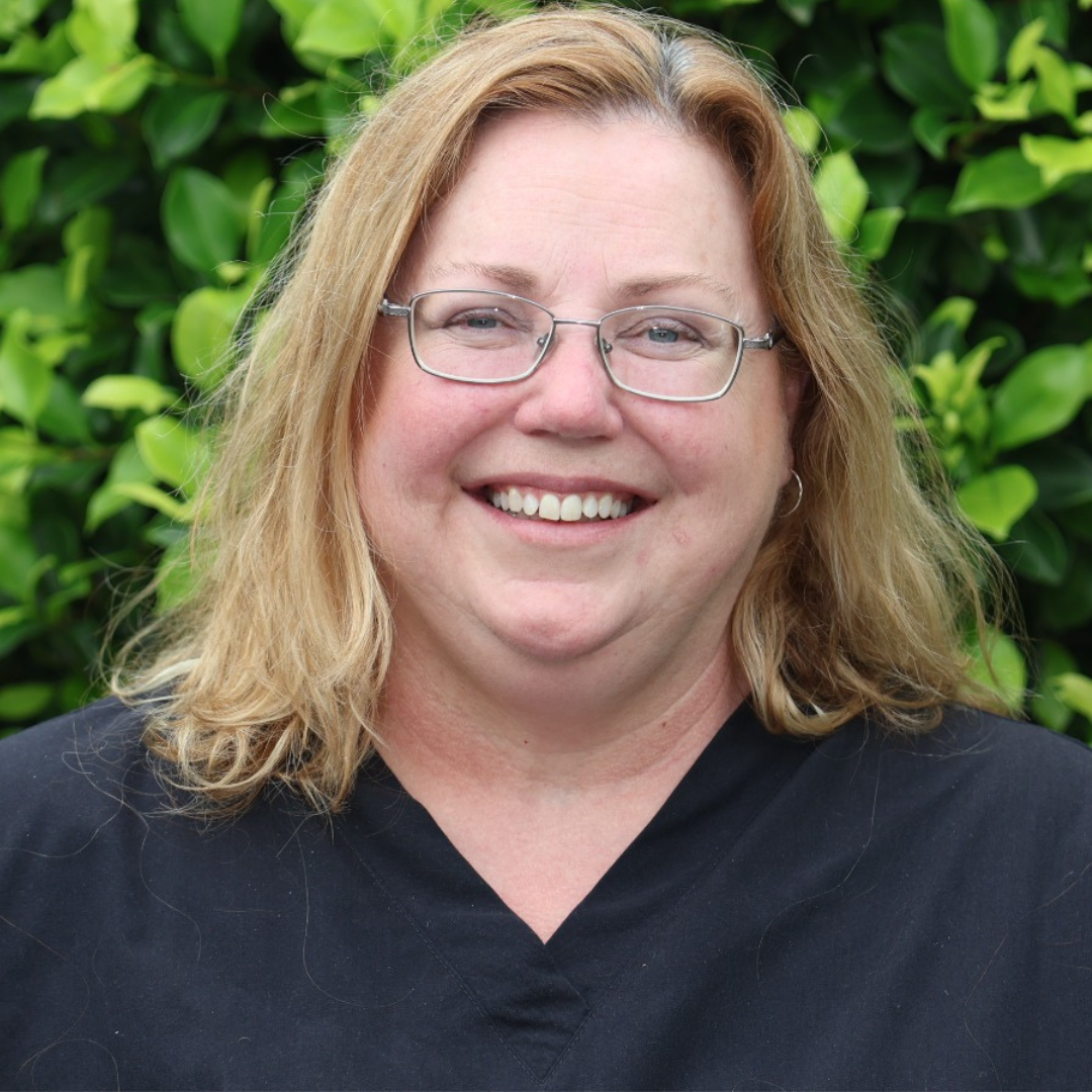 Dr Brenda Morris