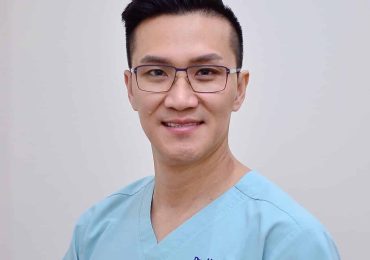 DR NATHAN LE