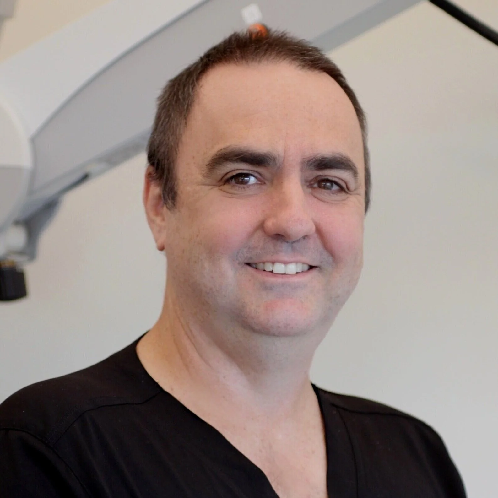 Dr Ross Fulcher