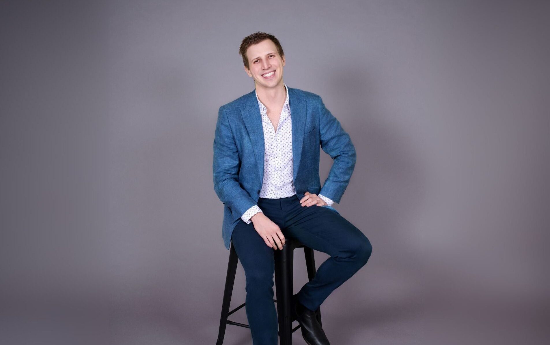 Dr Adrian Malisano
