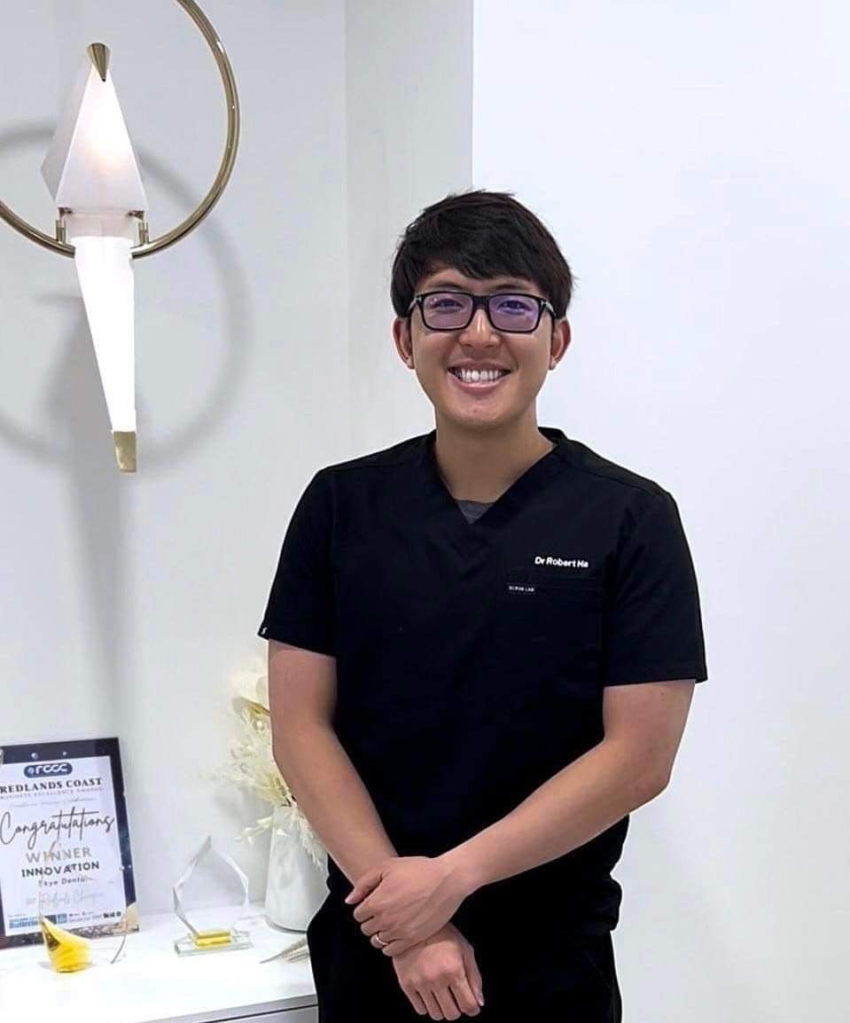Dr Robert Ha