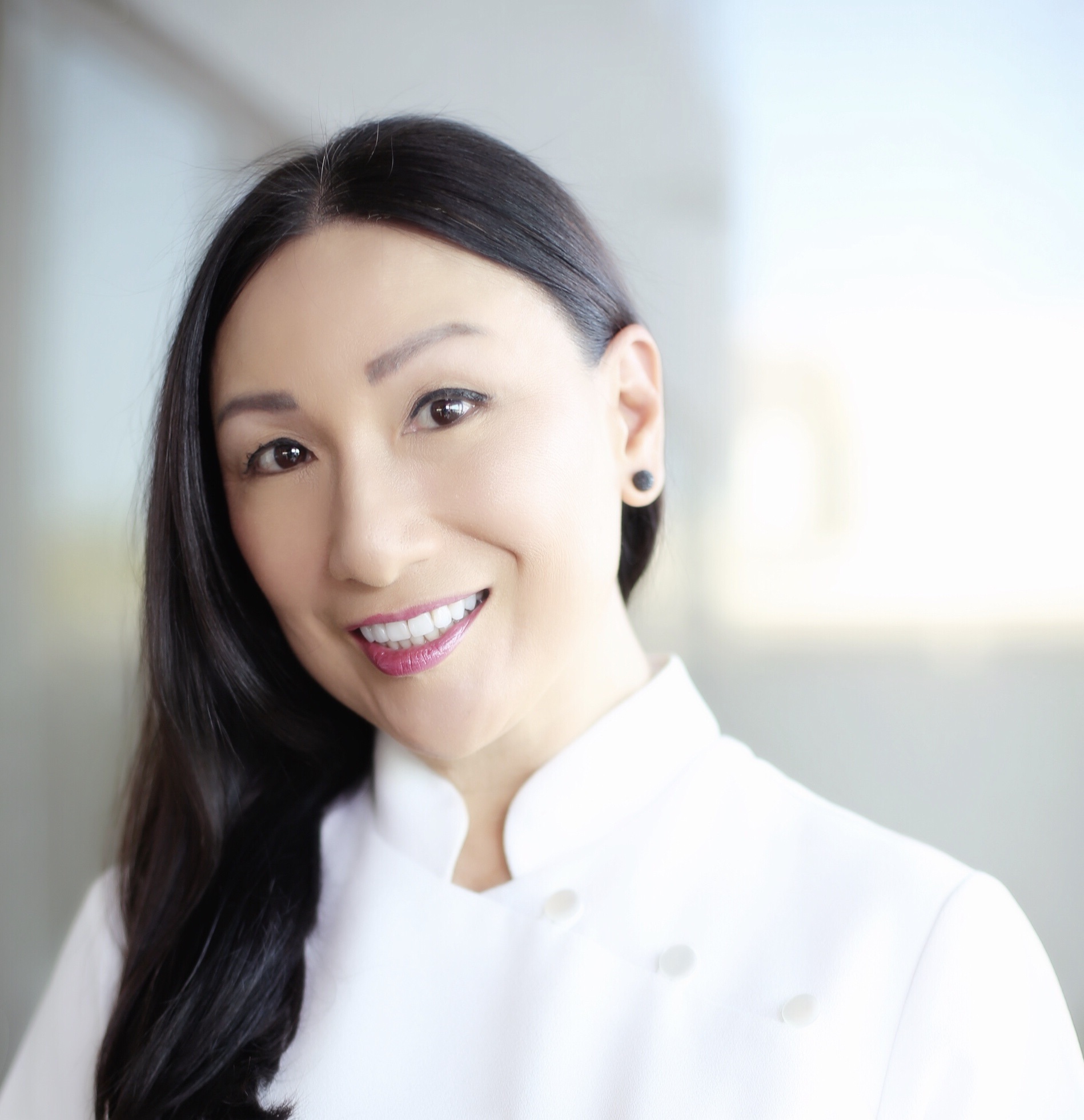 Dr Debbie Leong