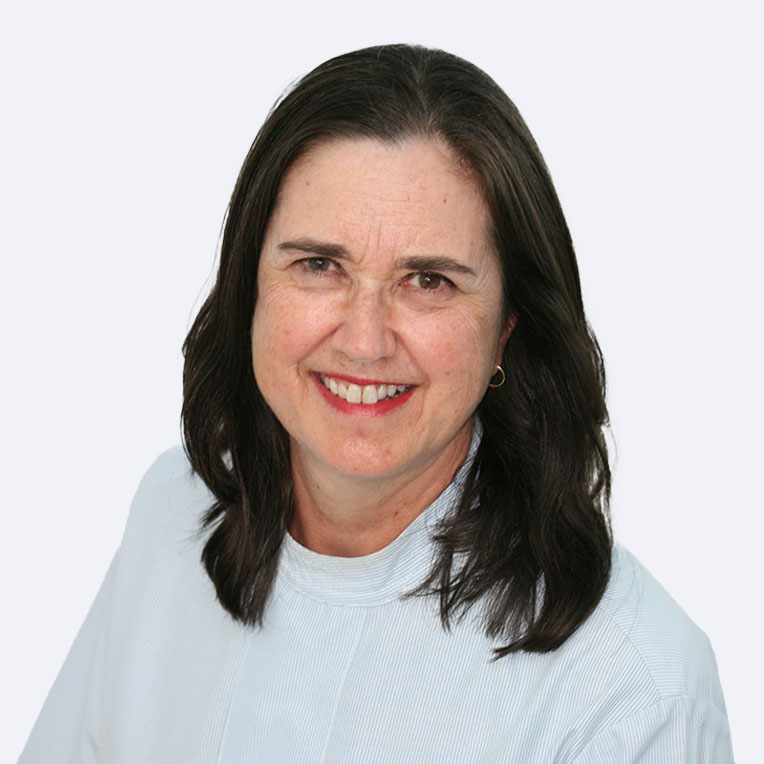 Dr Fiona Hunter