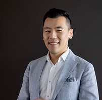 Dr. Derek Lee