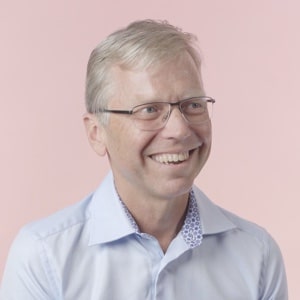 Dr Marcus Tod