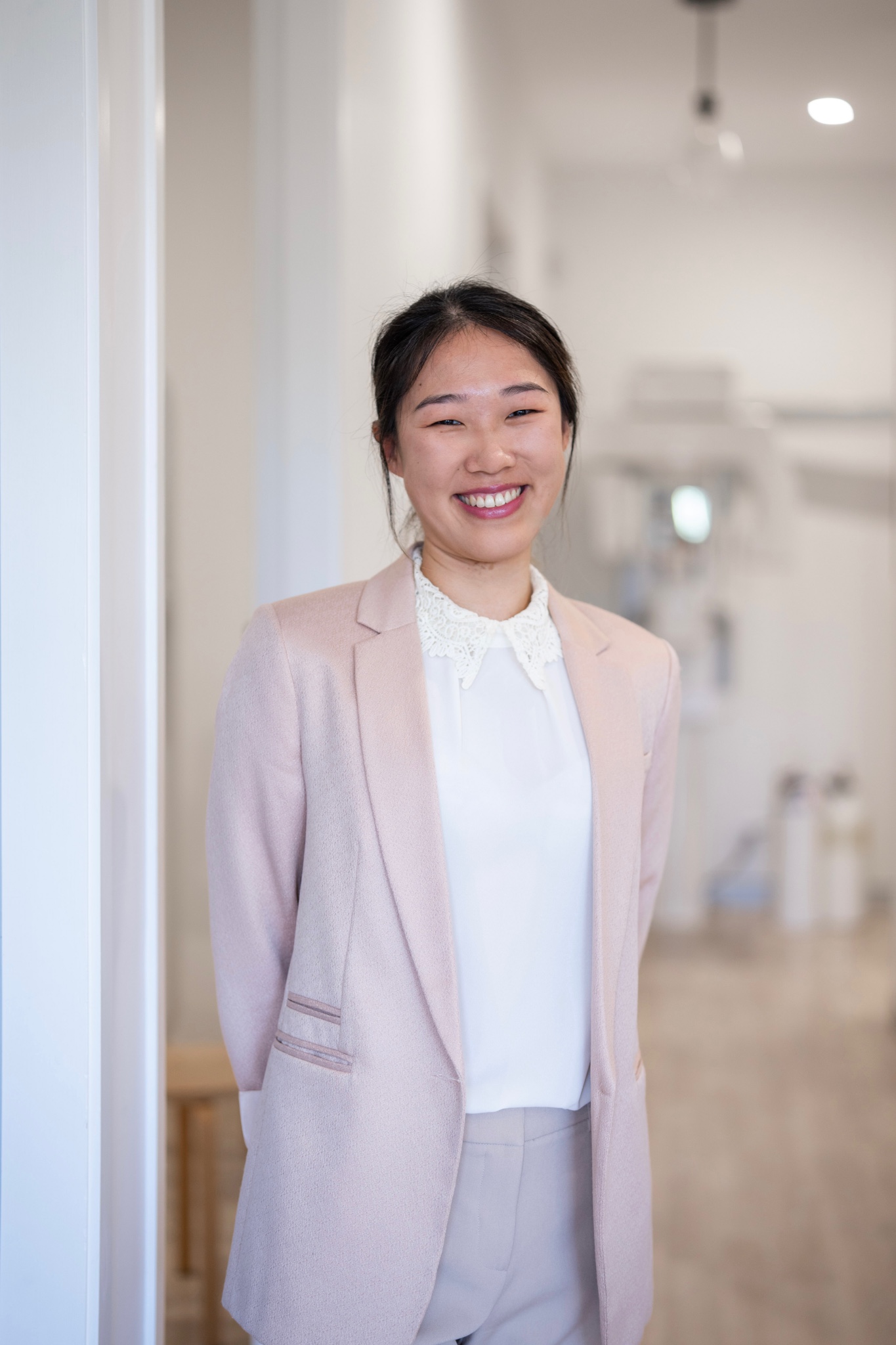 DR JESSICA HOU
