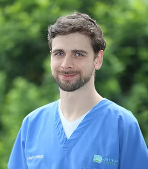 Dr. Martyn Weber