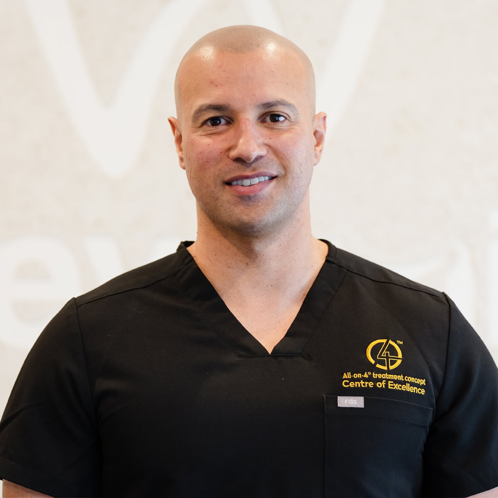 Dr Mo Massaud