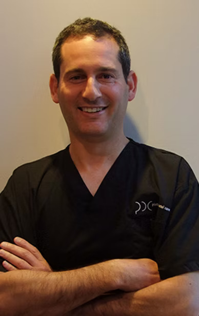 Dr Simon Briggs