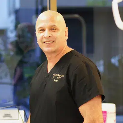 Dr John Echavarria