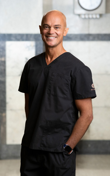 Dr Ian Brannaghan