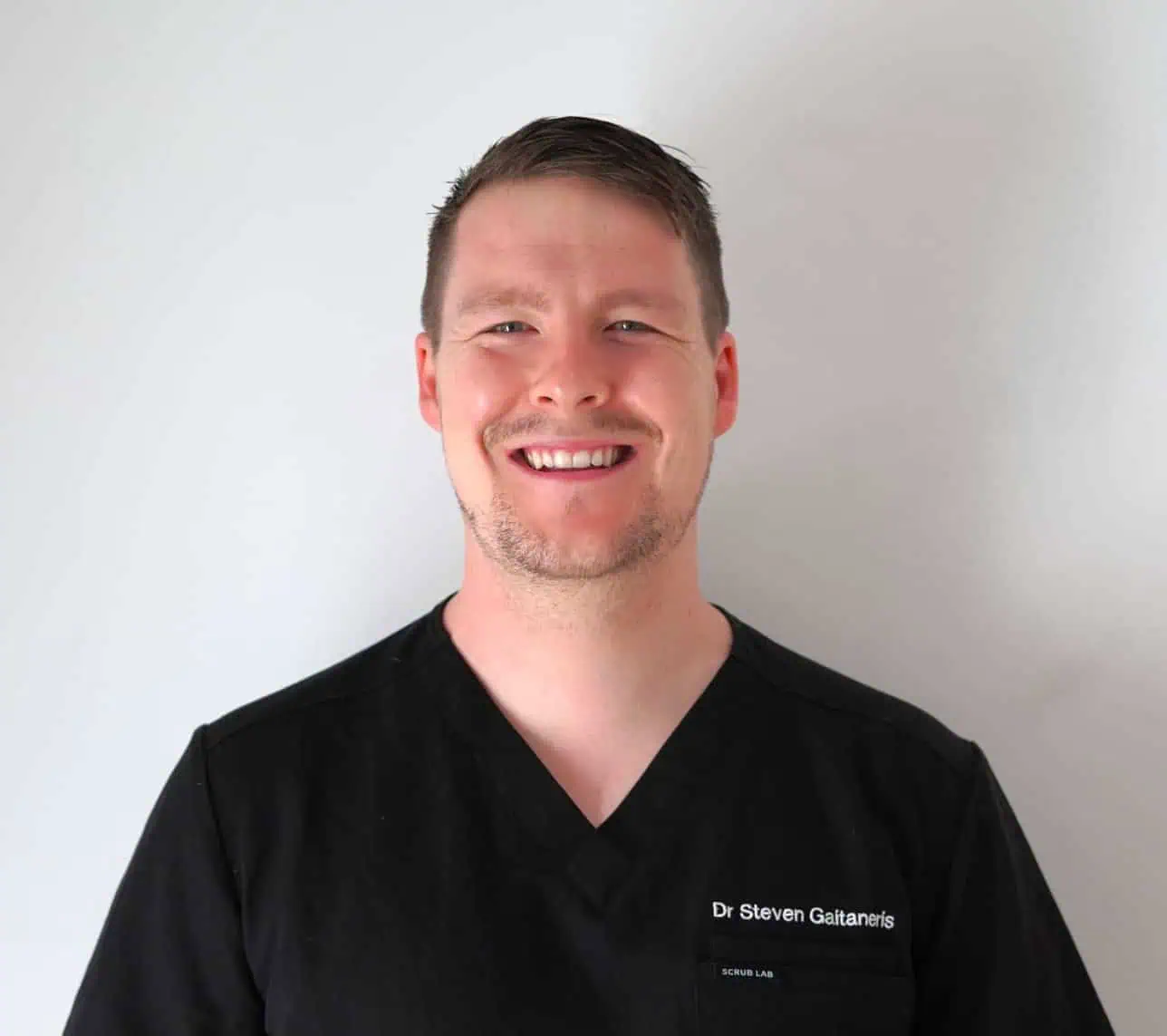 Dr Steven Gaitaneris