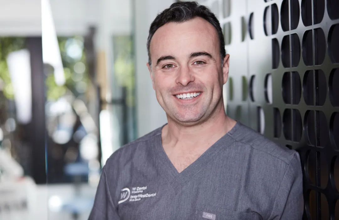 Dr. Con Varvaressos