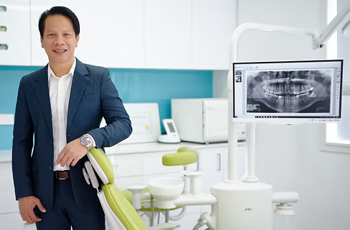 Dr. Robert Espino