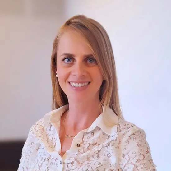 Dr Rebeca Lima