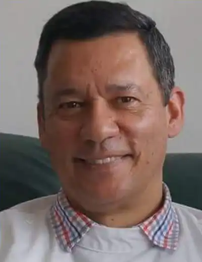 Dr. Chris Arndt