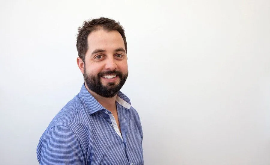 Dr Lourens Du Preez