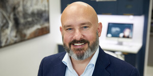 Dr Darin Ballard