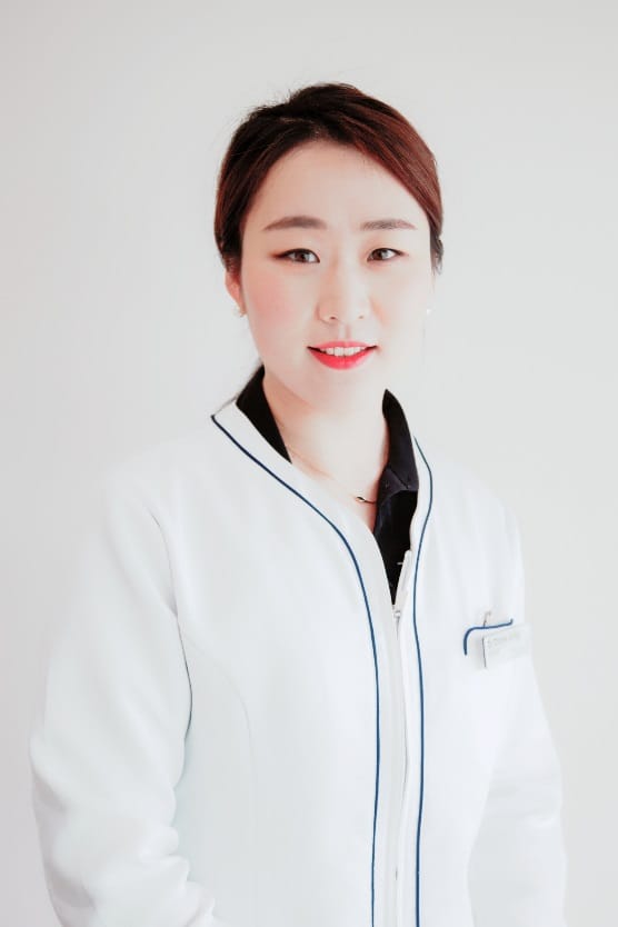 Dr Dianne Jung