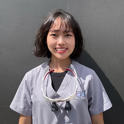 Dr. Zi Lee