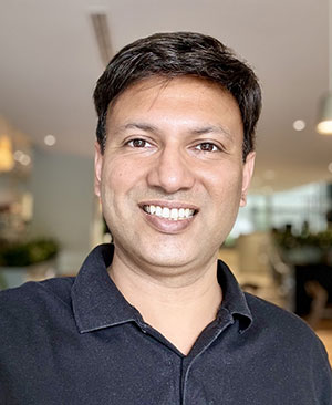 Dr. Tim Vellaichamy