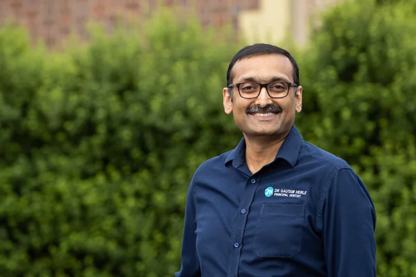 Dr Gautam Herle