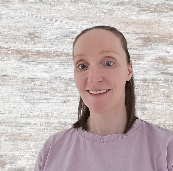 Dr Lisa-Marie Brown