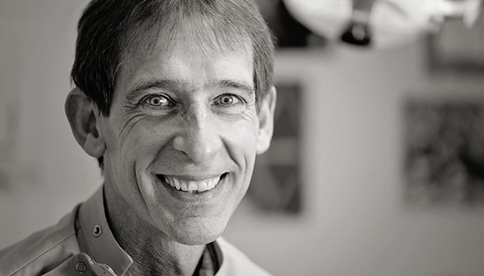 Dr Ockert Botha