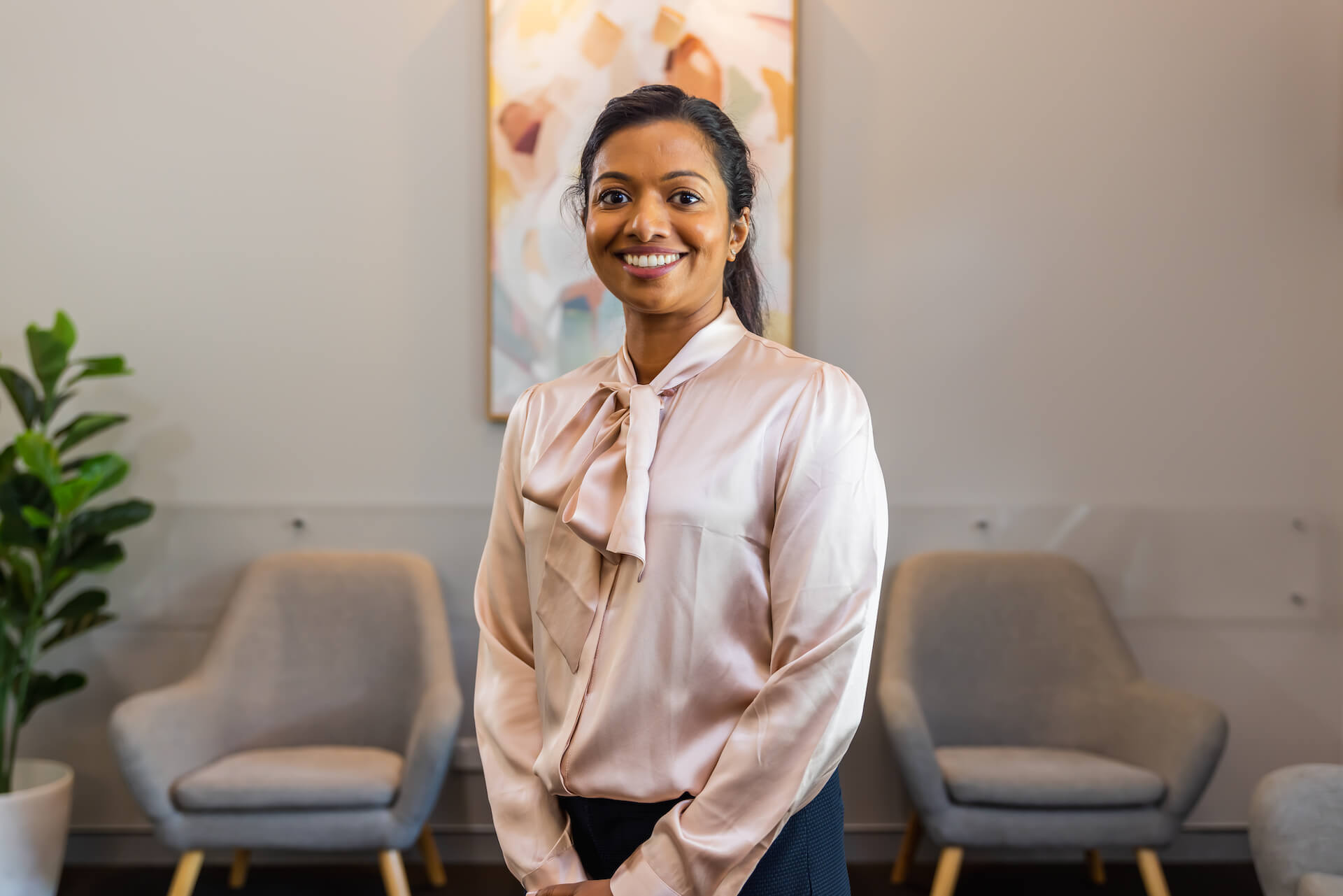 Dr Tharani De Silva