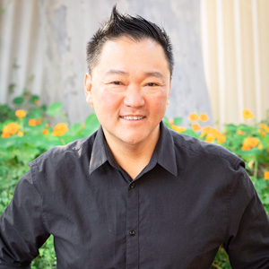 Dr Justin Ho