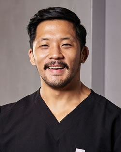 Dr Tom Park