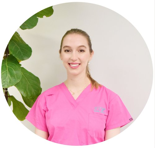 Dr Alexandra Moor